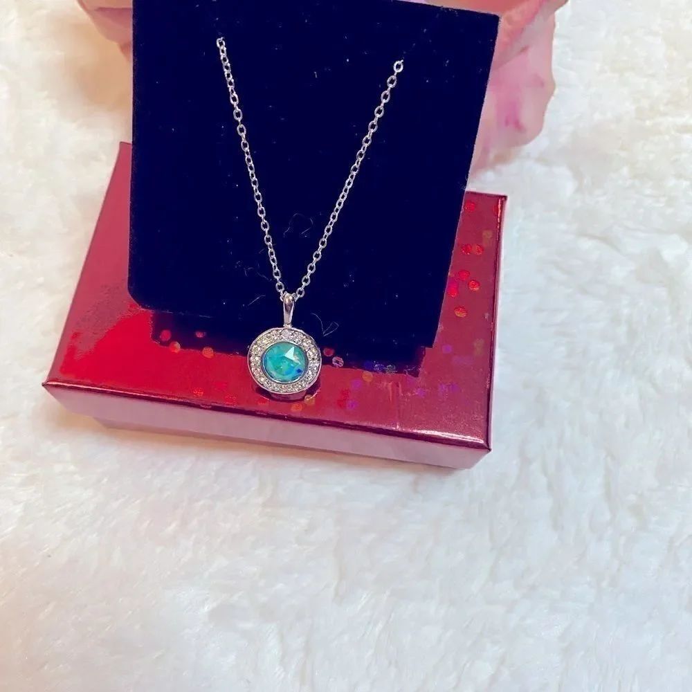 Swarovski sterling silver crystal Necklace